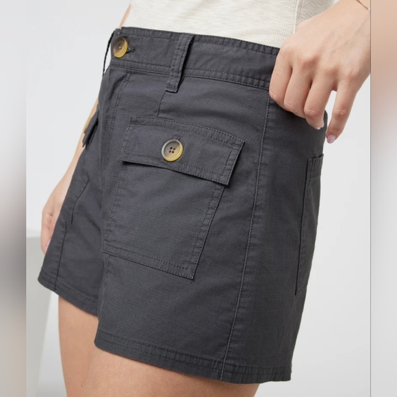 NWT VUORI Womens Vintage Ripstop Utility Shorts - Picture 2 of 4